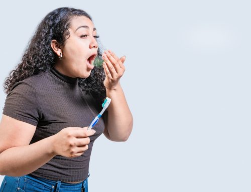 بوی بد دهان (هالیتوزیس) چیست؟